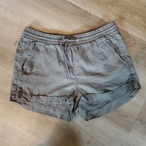 Soft cargo drawstring shorts